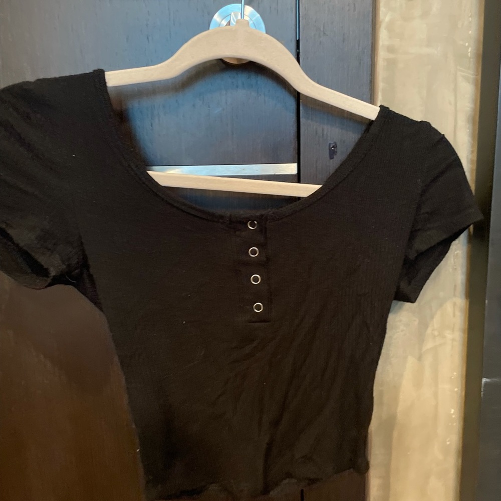 Bozzolo Black button crop top
